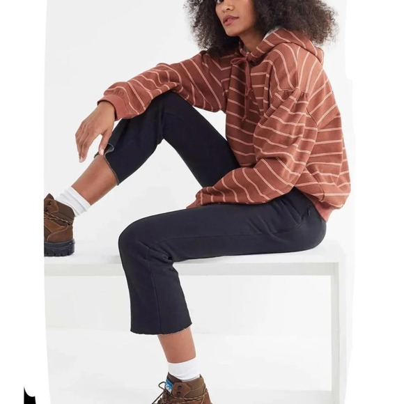 NWT Urban Outfitters River Hoodie Sweatshirt - Picture 4 of 4